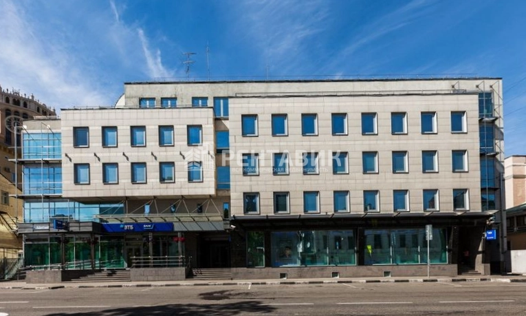 фасад дома, здание по адресу г Москва, ул Бахрушина, д 32 стр 1