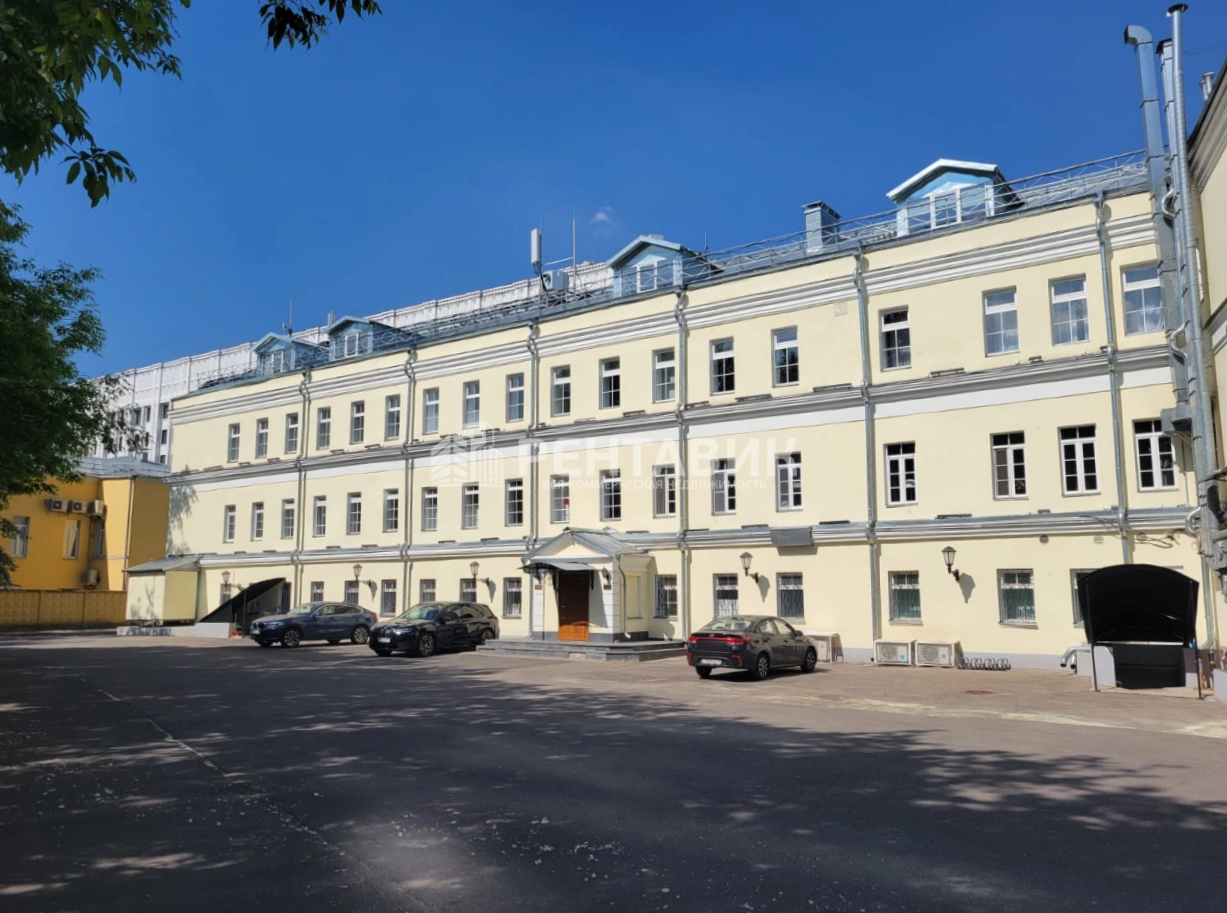 фасад дома, здание по адресу г Москва, ул Воздвиженка, д 7/6 стр 1