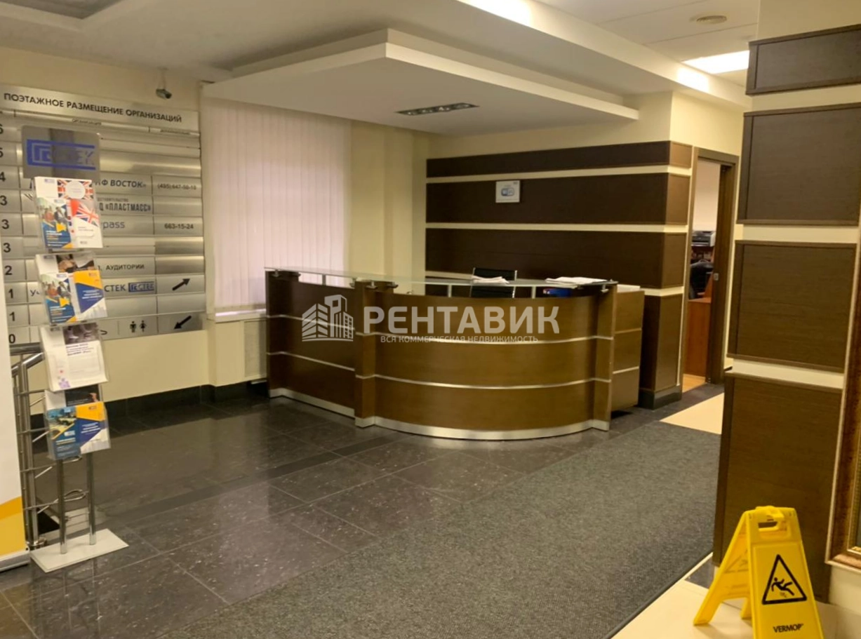 фасад дома, здание по адресу г Москва, ул Большая Татарская, д 42