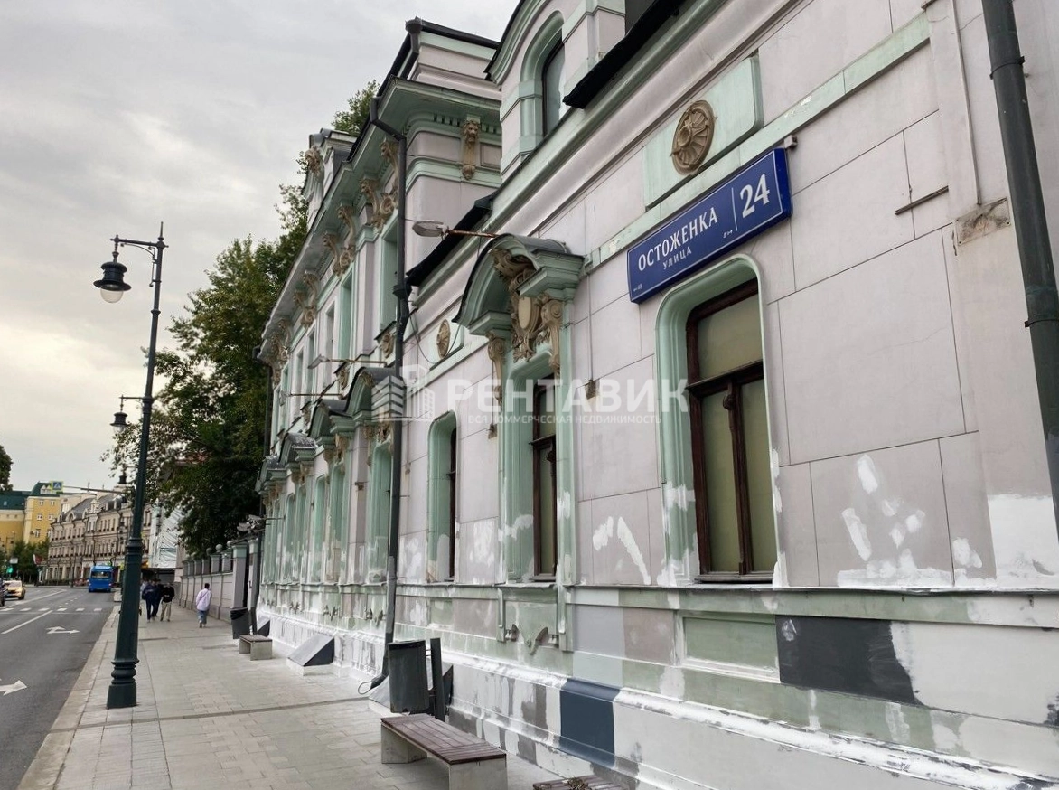 фасад дома, здание по адресу г Москва, ул Остоженка, д 24