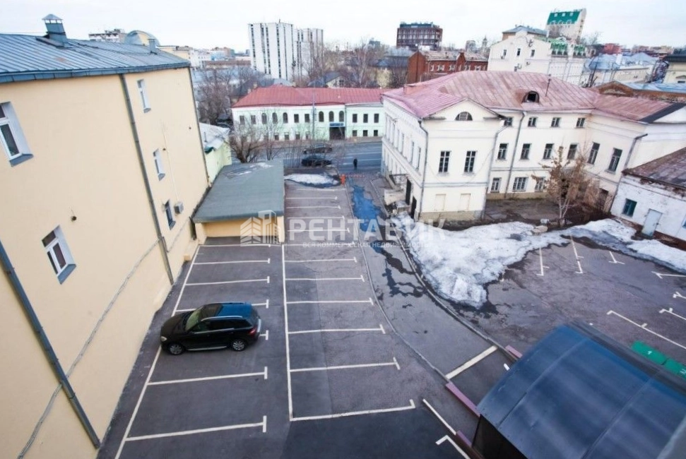 фасад дома, здание по адресу г Москва, ул Гончарная, д 15 стр 1
