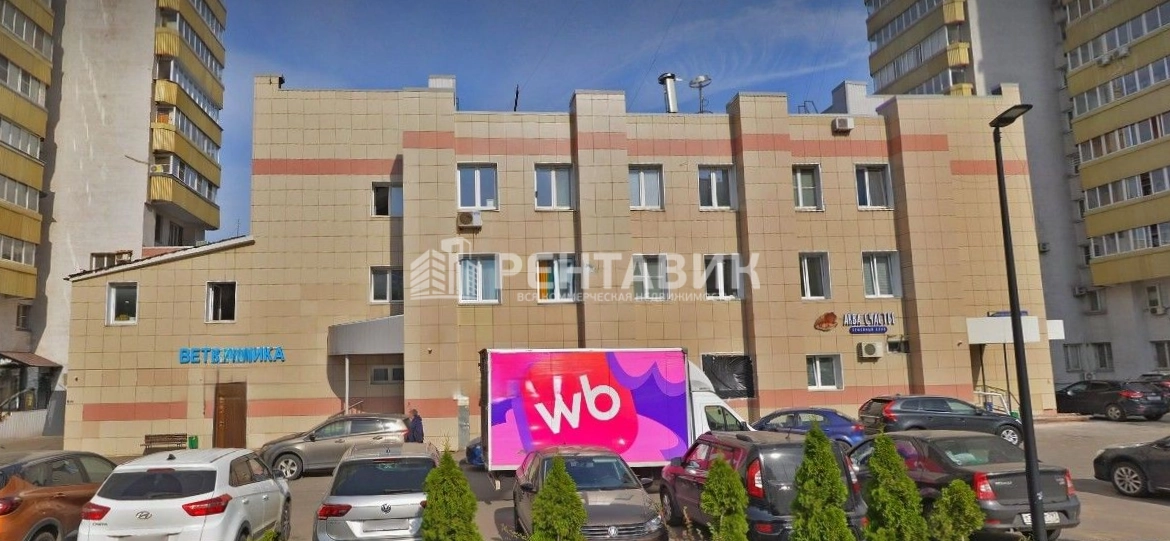 фасад дома, здание по адресу г Москва, ул Миклухо-Маклая, д 42Б