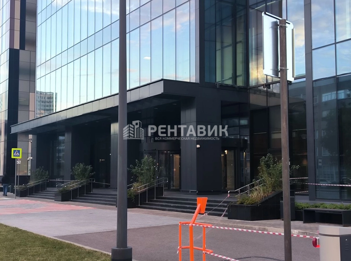 фасад дома, здание по адресу г Москва, пр-кт Лихачёва, д 8