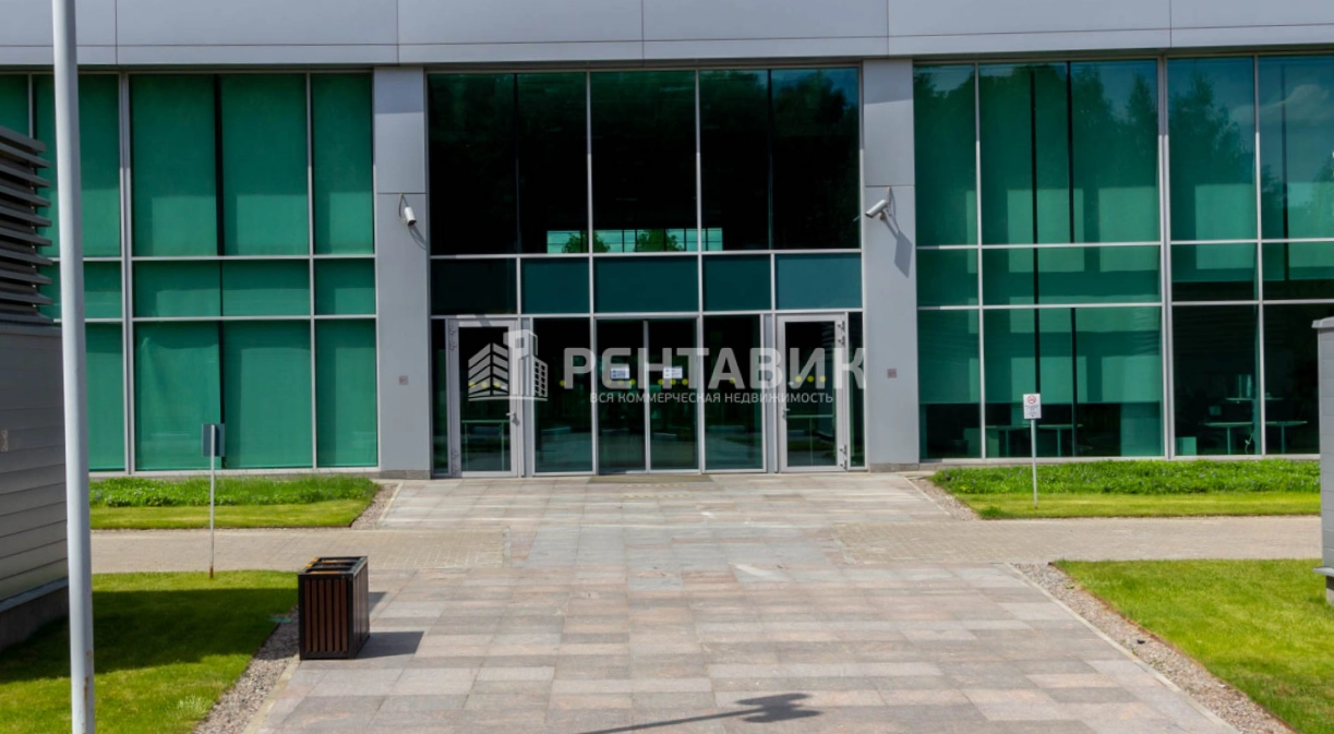 фасад дома, здание по адресу г Москва, ул Крылатская, д 17 к 1