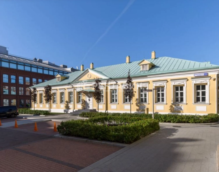 фасад дома, здание по адресу г Москва, ул Тимура Фрунзе, д 11 стр 56